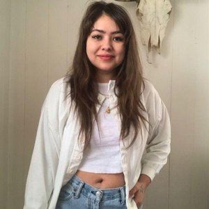 SOLD Carriage Court sweater